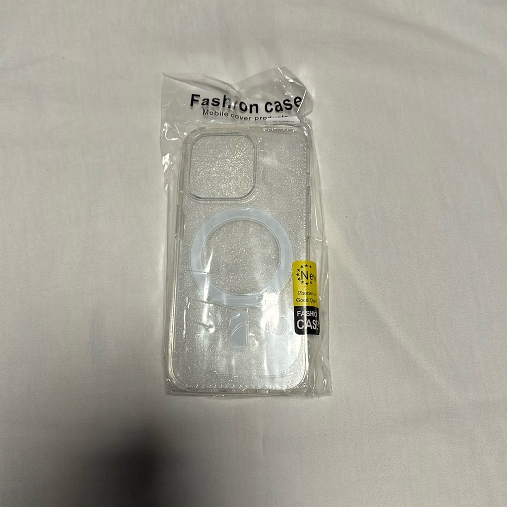 Clear iPhone 14 Pro case NWT
